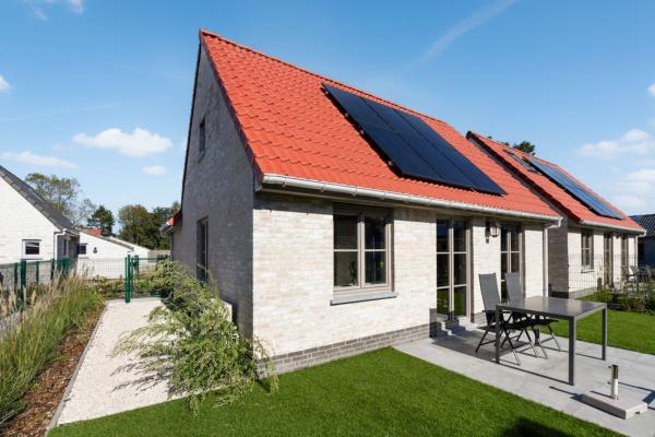 Licht vakantiehuis voor 6 in Koksijde met tuin, hond welkom op 2,5 km van strand - thumbnail 1