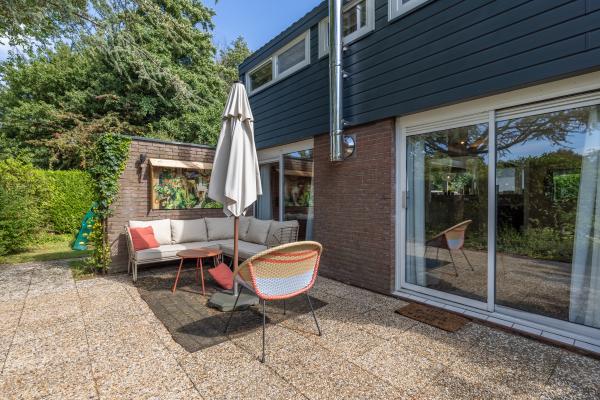 Sfeervol vakantiehuis met privé sauna in hartje Warmenhuizen - thumbnail 2