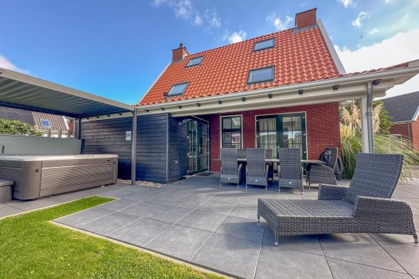 Wellness villa met sauna en tuin op 300m van zee in Colijnsplaat - thumbnail 1