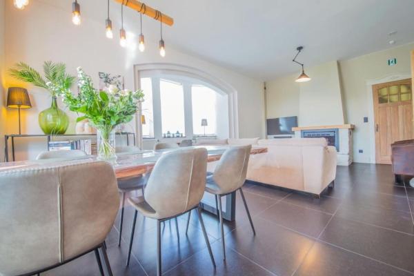 In het centrum van Durbuy: ruim vakantiehuis voor 10 personen - thumbnail 4