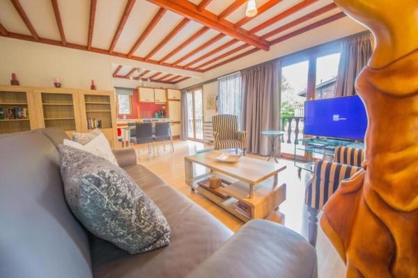Sfeervol chalet aan de bosrand in Rendeux voor 4 tot 6 personen - thumbnail 4