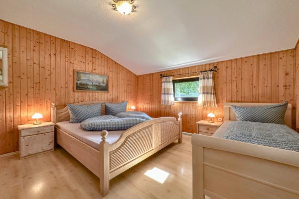 Vrijstaand chalet voor 15 personen in Beiers Georgenberg met grote tuin - thumbnail 6