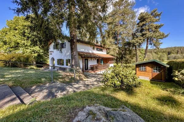 Vrijstaand chalet voor 15 personen in Beiers Georgenberg met grote tuin - thumbnail 2