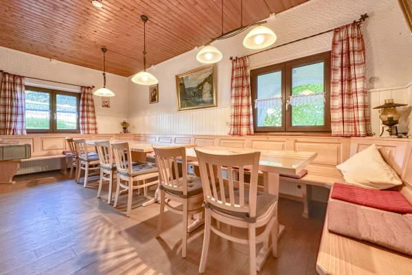 Vrijstaand chalet voor 15 personen in Beiers Georgenberg met grote tuin - thumbnail 3
