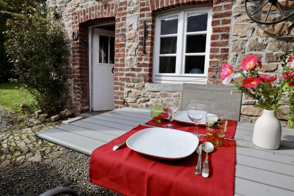 2-persoons vakantiehuis in Manhay met eigen tuin - thumbnail 6