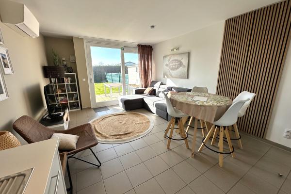Centraal gelegen vakantiehuis in Koksijde met omheinde tuin - thumbnail 1