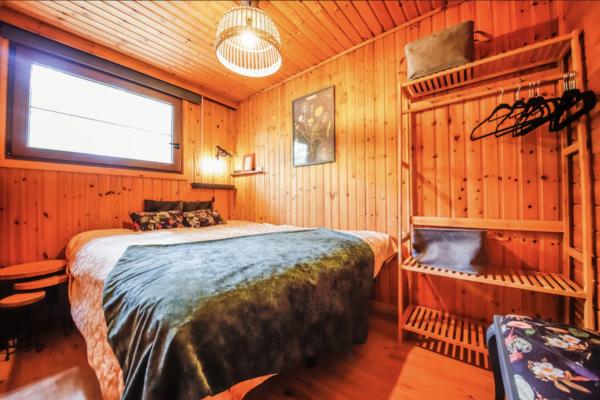 5-persoons vrijstaand chalet op domein Le Bochetay in Heure - thumbnail 6