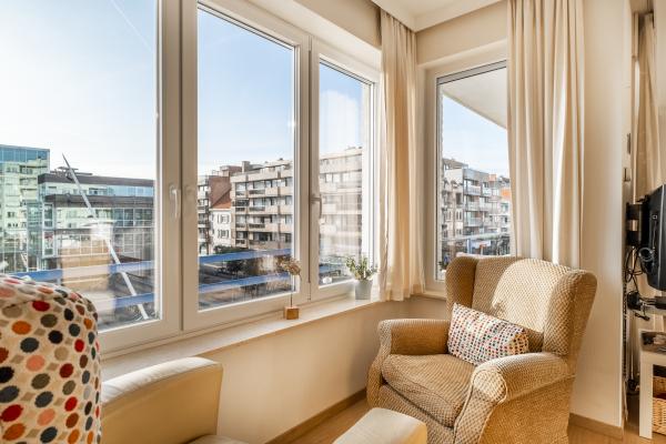 Modern appartement in centrum Koksijde met balkon, 150m van strand - thumbnail 4