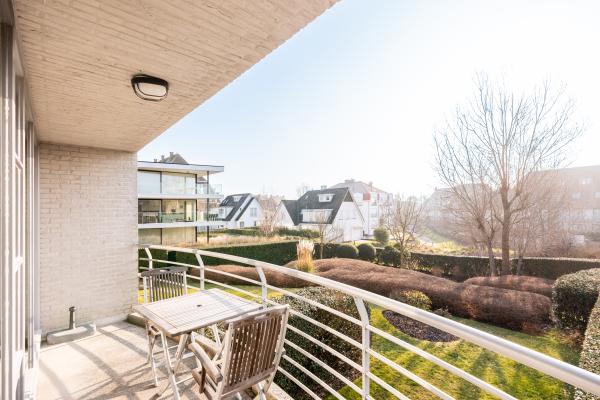 Zonnig appartement op 50 meter van het strand in Sint-Idesbald - thumbnail 2