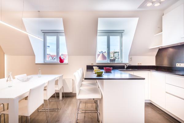 4-persoons lichtrijk hoekappartement in centrum Koksijde - thumbnail 6