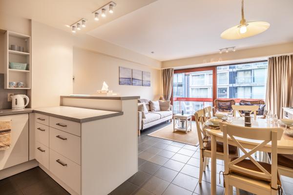 Appartement aan zee in Sint-Idesbald voor 6 personen - thumbnail 1