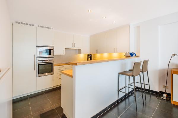 Centraal gelegen ruim appartement met zijdelings zeezicht in Koksijde - thumbnail 5