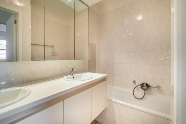 Zonnig appartement voor 6 op 150m van strand en centrum Sint-Idesbald - thumbnail 5
