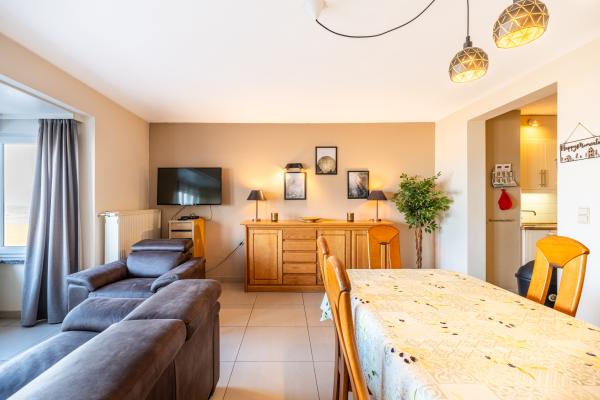 Gerenoveerd appartement met zeezicht op de Zeedijk van Koksijde - thumbnail 3