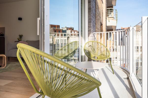 Licht appartement op 50 meter van het strand in Koksijde met 2 balkons - thumbnail 1