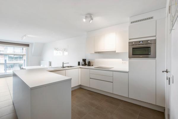 Stijlvol appartement op 250 meter van strand en centrum in Koksijde - thumbnail 5