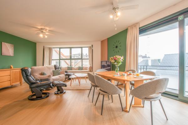 Aan zee: 7-persoons appartement in centrum Koksijde - thumbnail 1