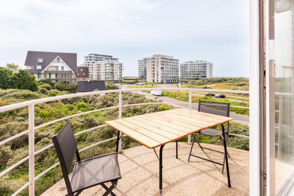 Ruim duplex appartement met zeezicht op 100m van het strand in De Panne - thumbnail 3