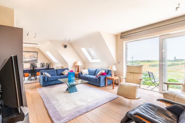 Ruim duplex appartement met zeezicht op 100m van het strand in De Panne - thumbnail 2