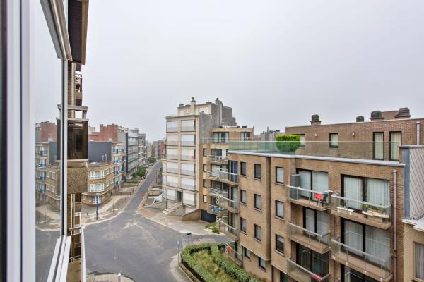 Aan zee: gezellig appartement in het centrum van Koksijde - thumbnail 4