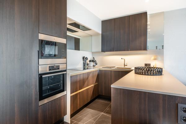 Luxe appartement op de dijk met panoramisch zeezicht in Sint-Idesbald - thumbnail 5