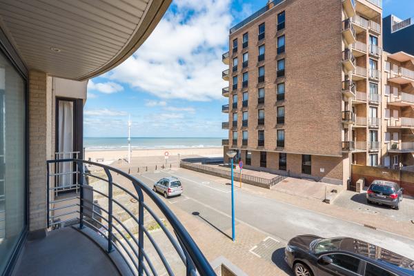 Familieappartement op 20 meter van het strand in Koksijde - thumbnail 2