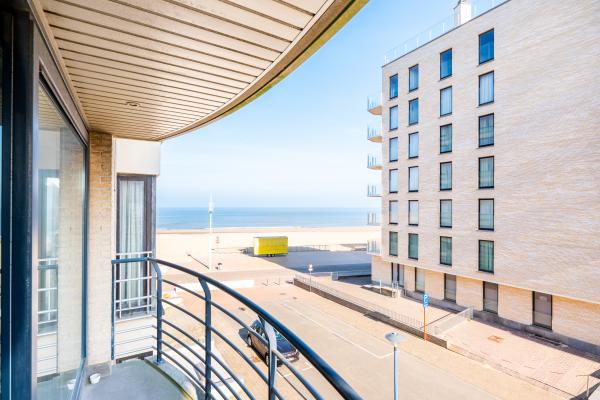 Appartement in het centrum van Koksijde met lateraal zeezicht - thumbnail 2