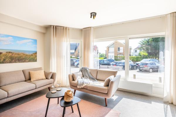 Aan zee: Smaakvol appartement in het centrum van Koksijde - thumbnail 1