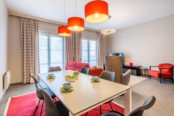 5-persoons appartement met terras in centrum Sint-Idesbald - thumbnail 4