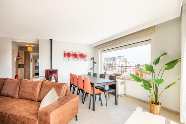 Centraal gelegen penthouse in Koksijde met dakterras en 3 slaapkamers - thumbnail 3
