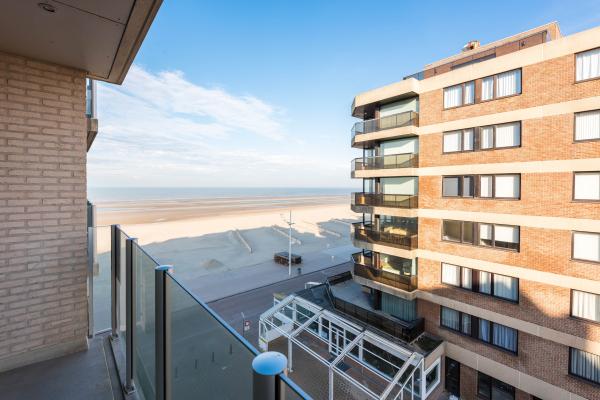 Aan zee: Modern appartement met zijdelings zeezicht in Koksijde - thumbnail 2
