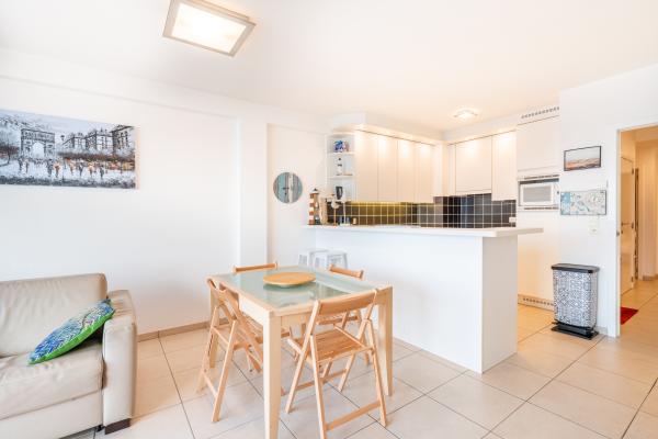 6-persoons appartement aan zee in centrum Koksijde · 70 m² - thumbnail 5