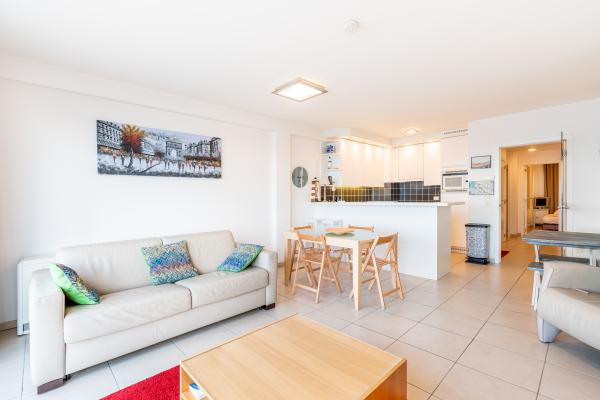 6-persoons appartement aan zee in centrum Koksijde · 70 m² - thumbnail 4