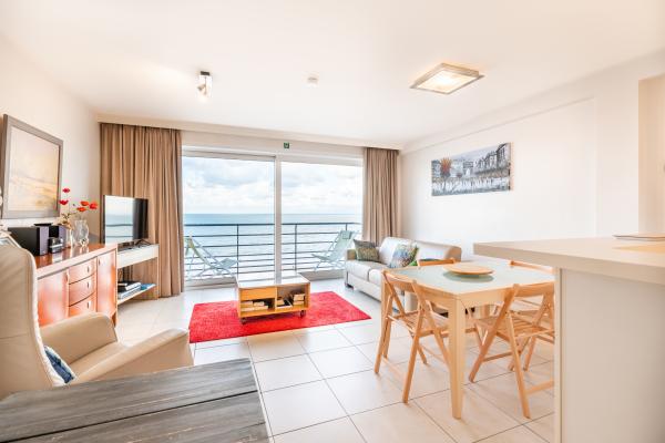 6-persoons appartement aan zee in centrum Koksijde · 70 m² - thumbnail 1