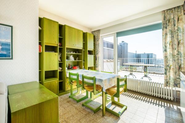 Penthouse met frontaal zeezicht en twee terrassen op de zeedijk van Koksijde - thumbnail 5