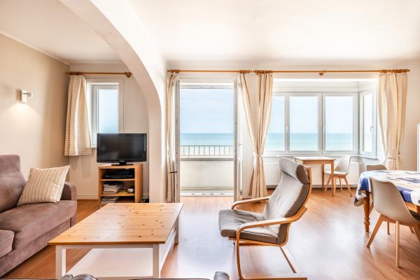 Familieappartement met zeezicht op de dijk van Koksijde voor 8 personen - thumbnail 1