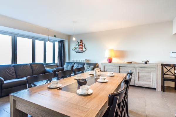 Centraal gelegen appartement aan zee in Koksijde met zeezicht - thumbnail 2
