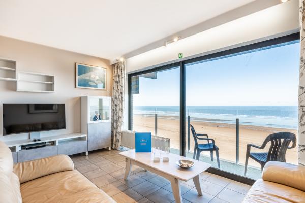 Appartement aan zee met zeezicht in Sint-Idesbald (6 pers.) - thumbnail 1