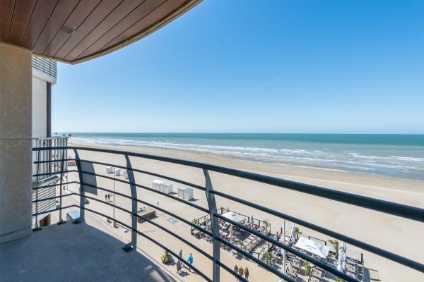 Duinzicht vijfde: Zeezichtappartement op 10 meter van het strand in Koksijde - thumbnail 3