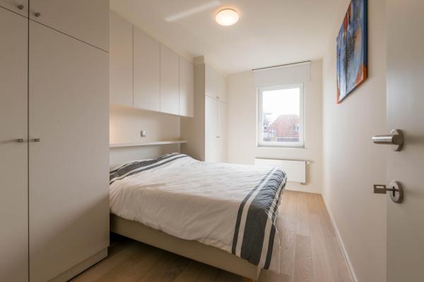 Licht appartement met zonnig terras en zeezicht in Koksijde, op 500m van het strand - thumbnail 5