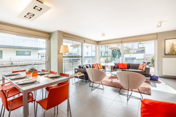 6-persoons nieuwbouw appartement direct aan zee in Koksijde - thumbnail 1