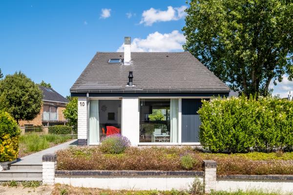 Ruime villa in Koksijde met zonnig terras, op 400 meter van het strand - thumbnail 3