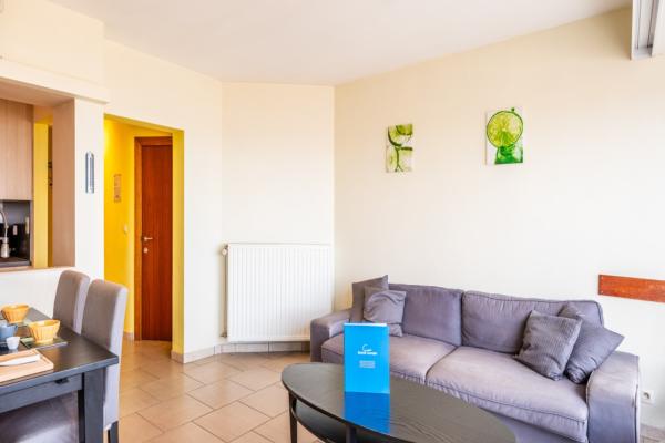 Frontaal zeezicht appartement voor 6 op de zeedijk van Koksijde - thumbnail 3