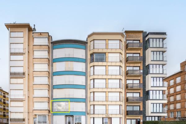 Frontaal zeezicht appartement voor 6 op de zeedijk van Koksijde - thumbnail 6