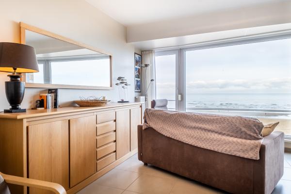 Frontaal zeezicht appartement voor 6 op de zeedijk van Koksijde - thumbnail 2