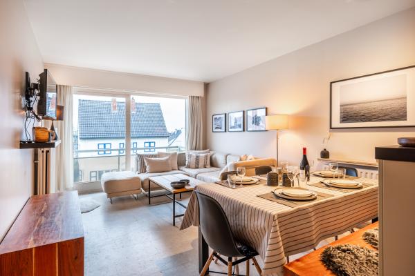 Licht appartement op 100m van strand en centrum in Koksijde - thumbnail 1