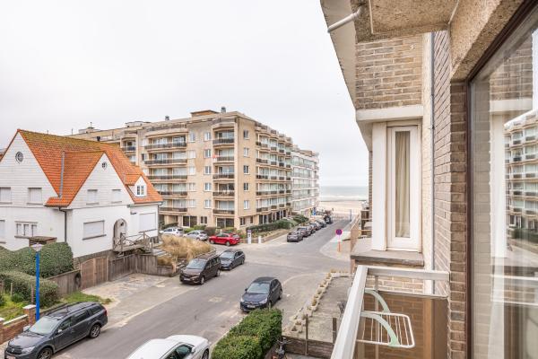 Licht appartement op 100m van strand en centrum in Koksijde - thumbnail 3