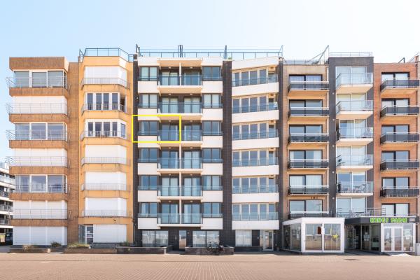 5-persoons luxe appartement met frontaal zeezicht in Koksijde - thumbnail 6