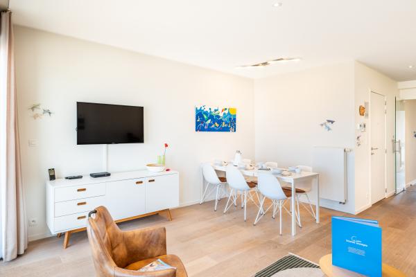 Frontaal zeezicht appartement op 10 meter van het strand in Koksijde - thumbnail 6