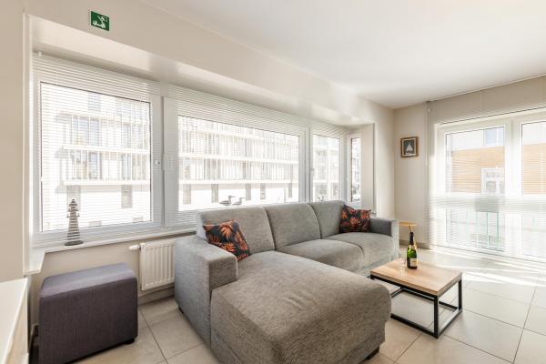 Gerenoveerd Appartement voor 6 Personen, 200m van het Strand in Nieuwpoort-Bad - thumbnail 2